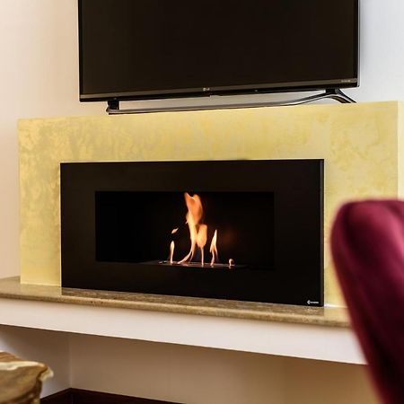Ultracentral Luxury Apartment Cluj-Napoca Eksteriør billede