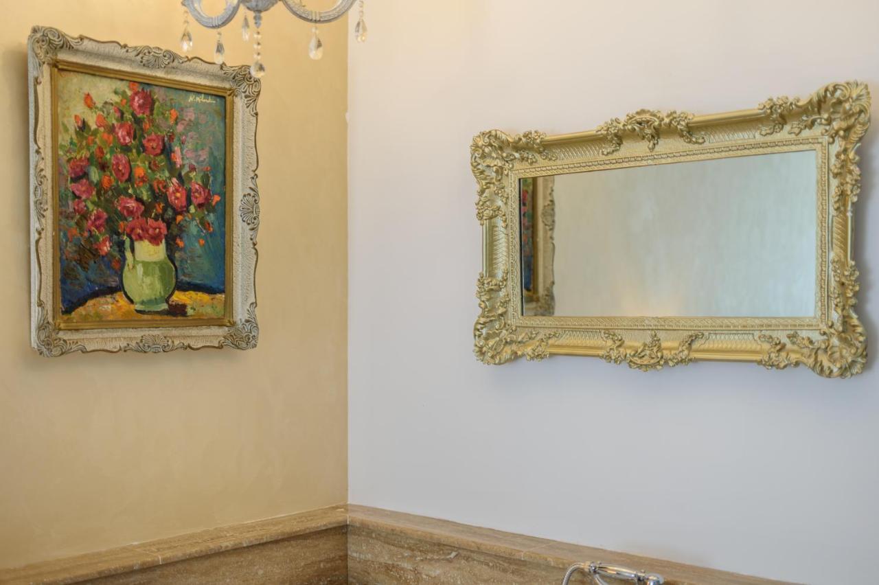 Ultracentral Luxury Apartment Cluj-Napoca Eksteriør billede