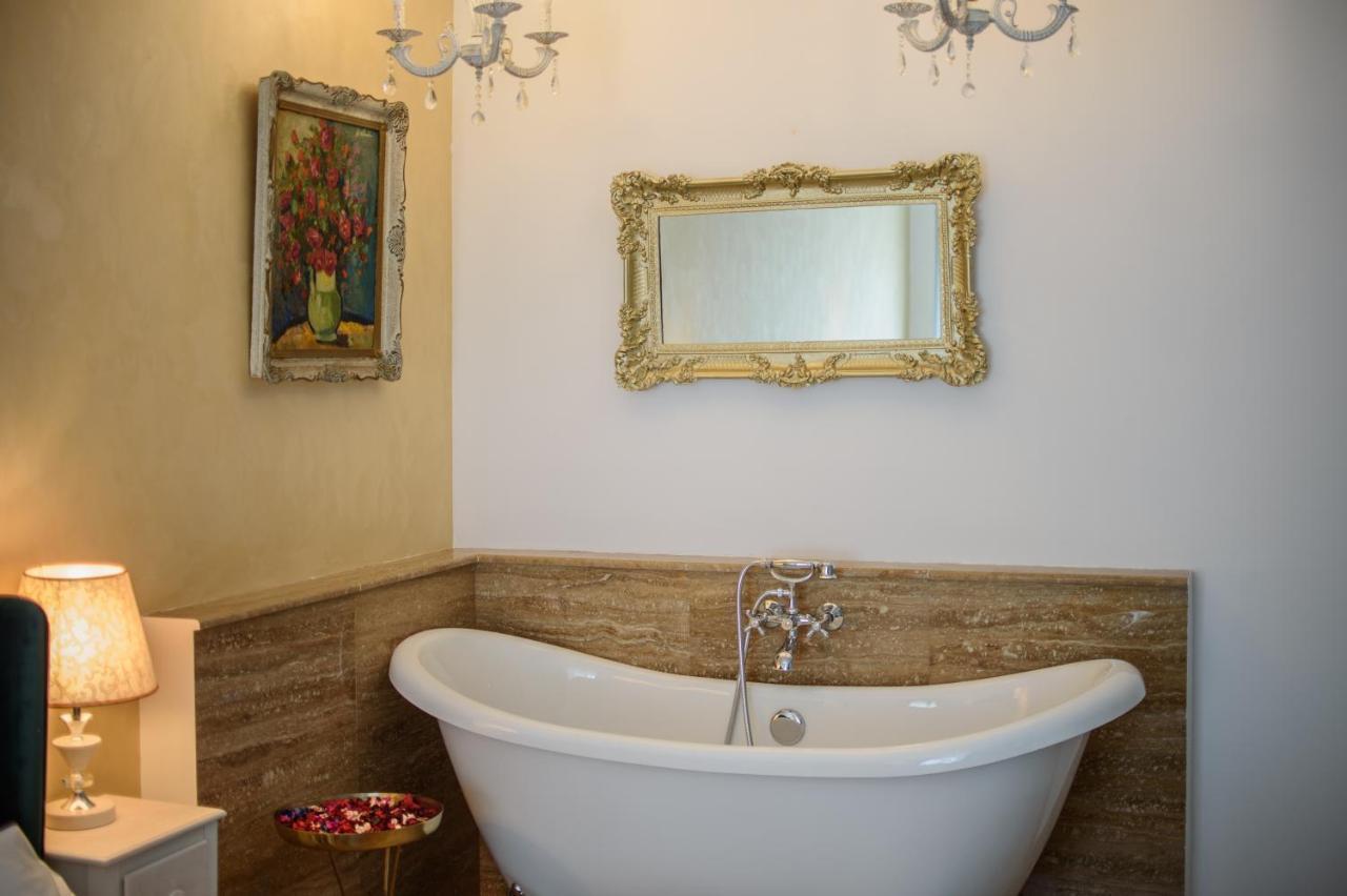 Ultracentral Luxury Apartment Cluj-Napoca Eksteriør billede
