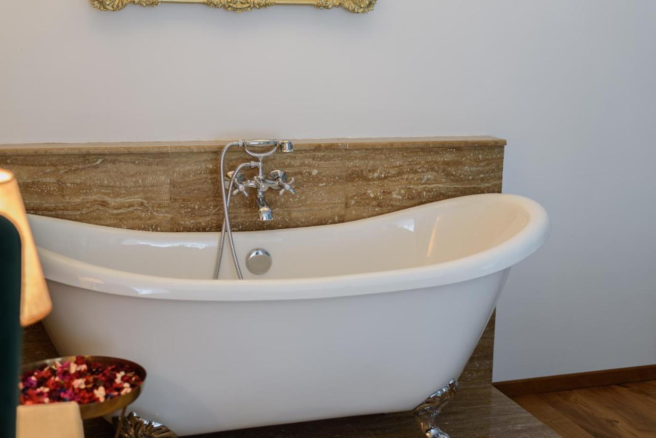 Ultracentral Luxury Apartment Cluj-Napoca Eksteriør billede