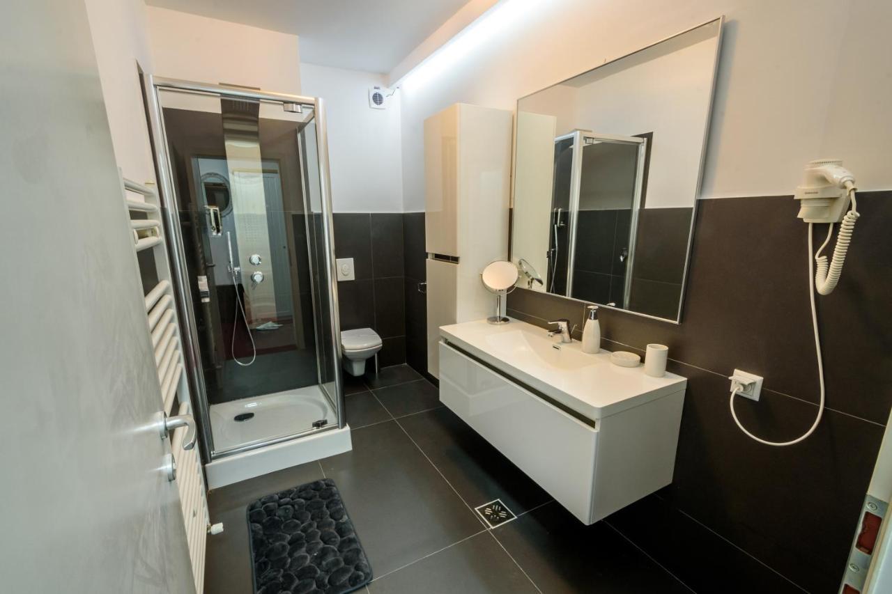 Ultracentral Luxury Apartment Cluj-Napoca Eksteriør billede