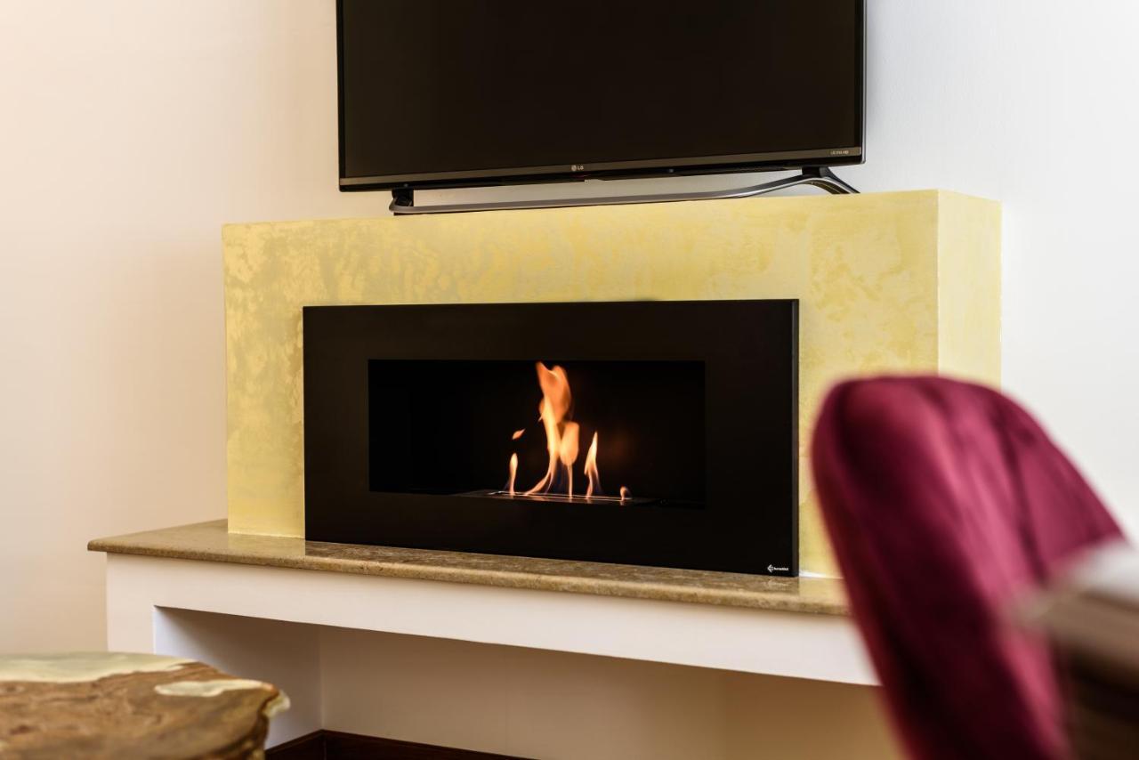 Ultracentral Luxury Apartment Cluj-Napoca Eksteriør billede